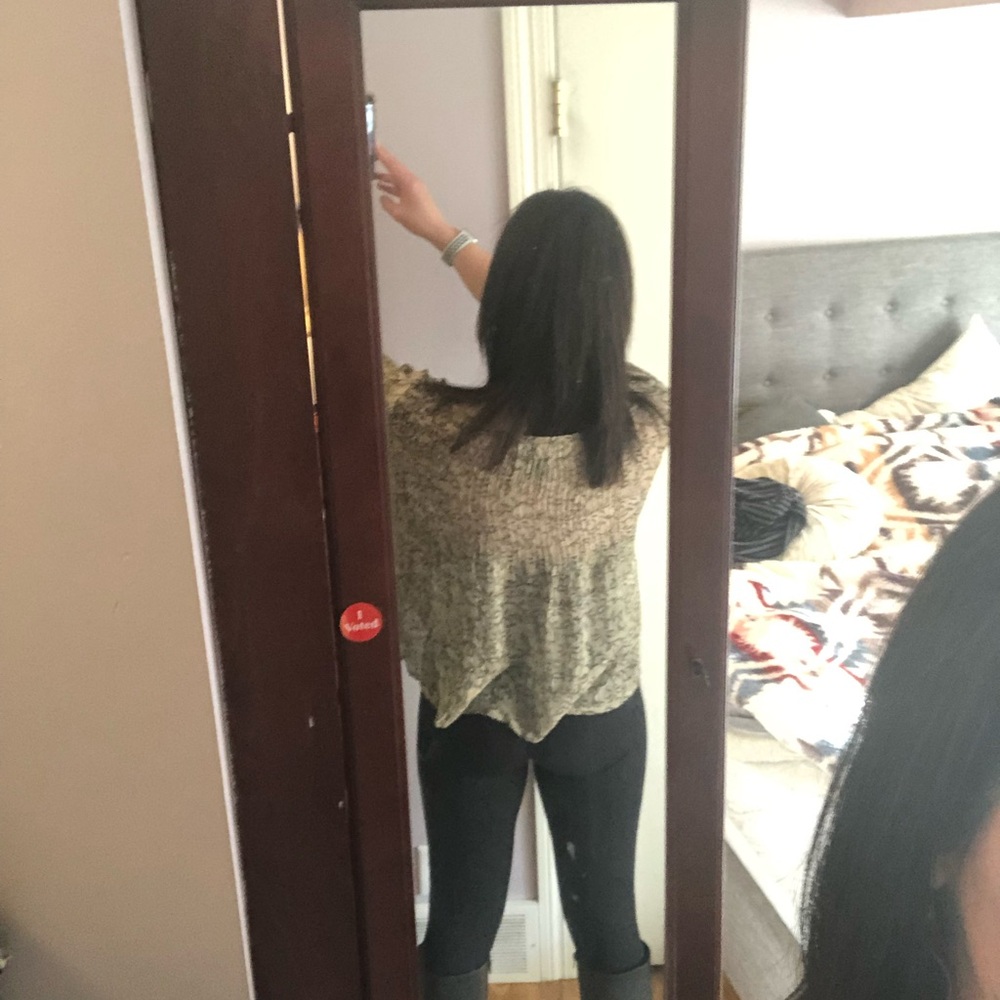 Kantha Bae floral pin tuck.      Floral Beige Blouse - Picture 4 of 5